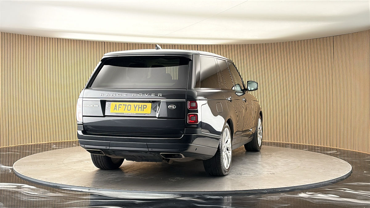 More views of Land Rover Range Rover