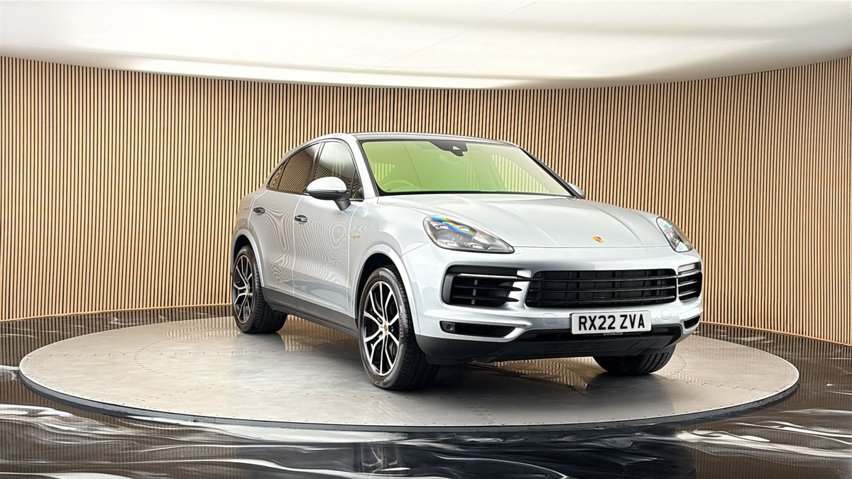 More views of Porsche Cayenne