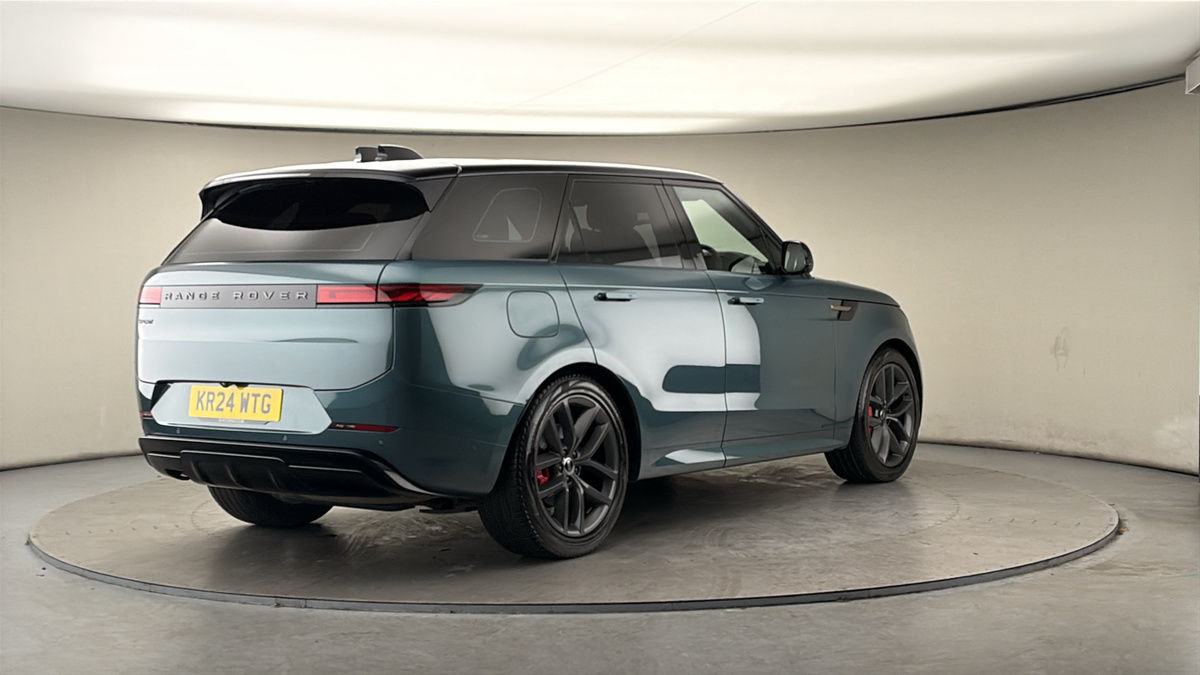 More views of Land Rover Range Rover Sport