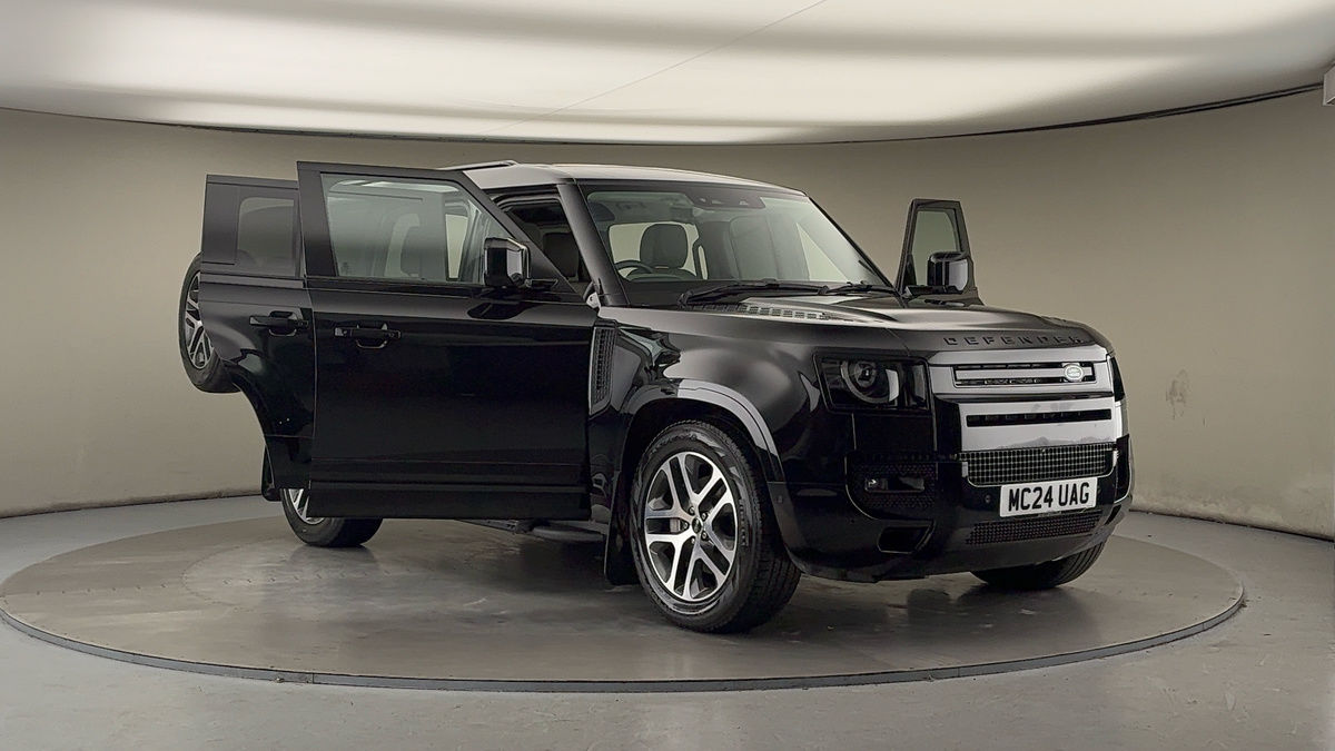 More views of Land Rover Defender 110