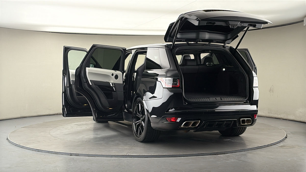 More views of Land Rover Range Rover Sport