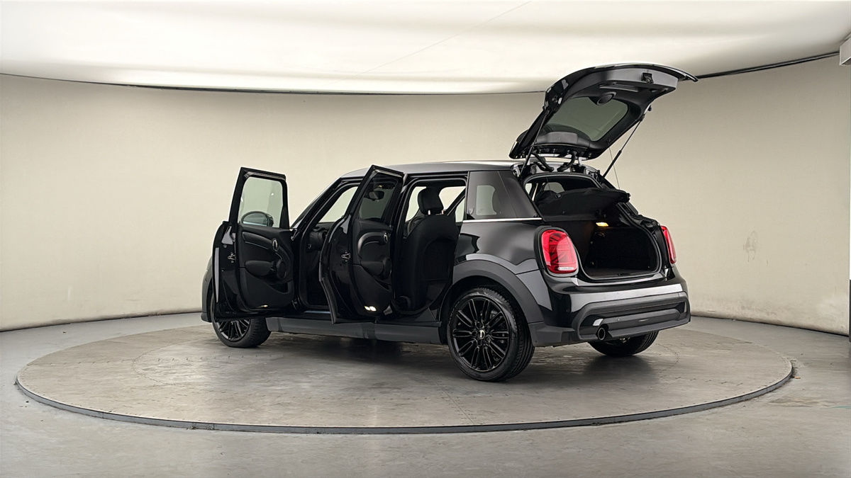 More views of MINI Hatch