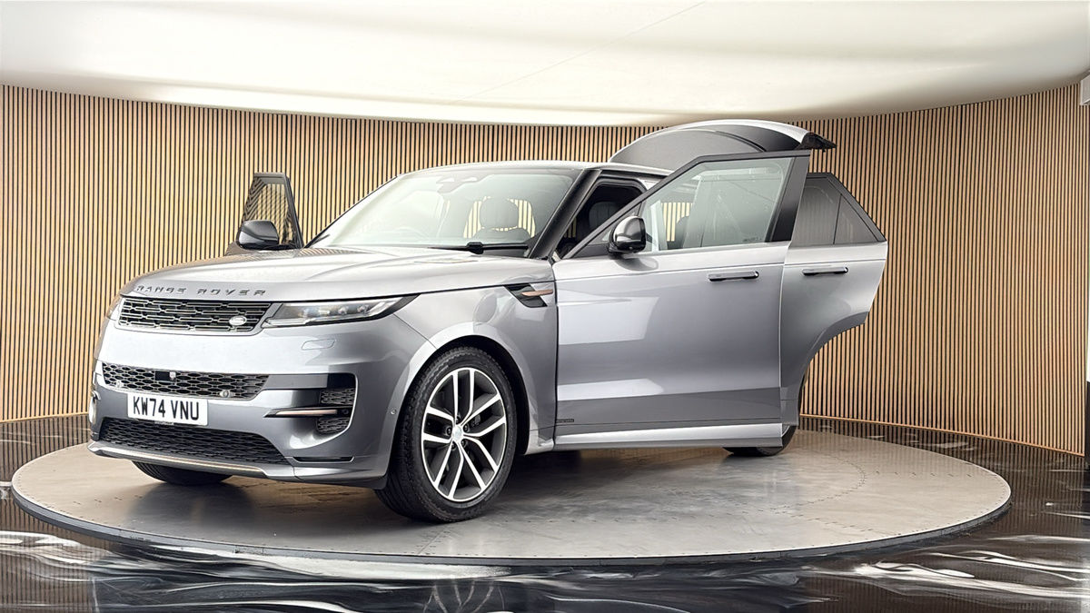 More views of Land Rover Range Rover Sport