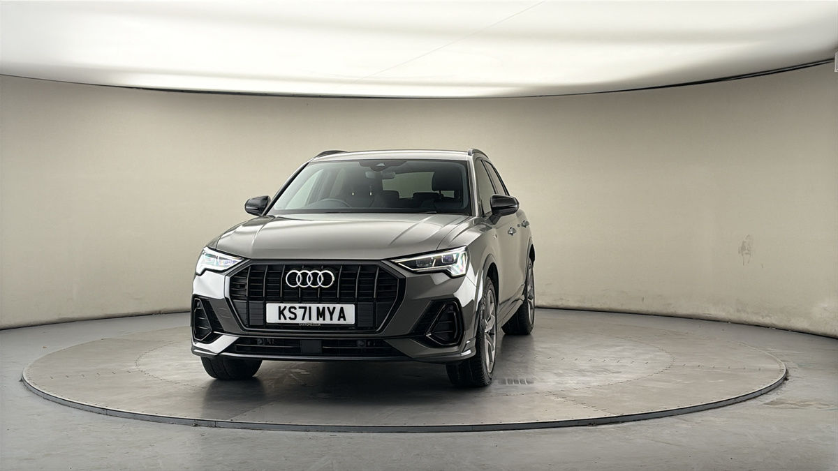 More views of Audi Q3