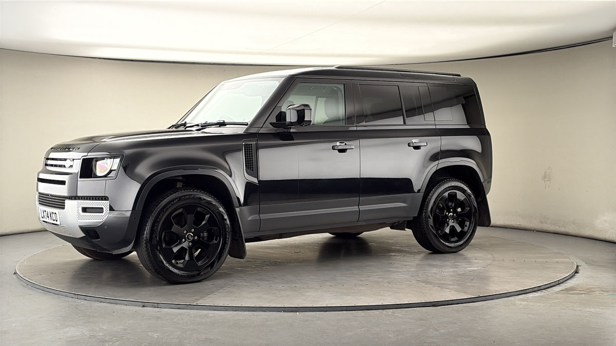 More views of Land Rover Defender 110