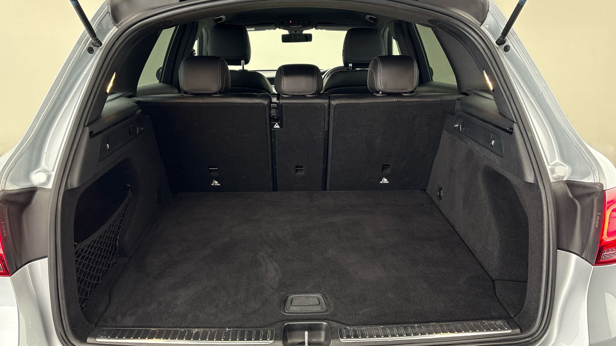 Mercedes-Benz GLC Image 11