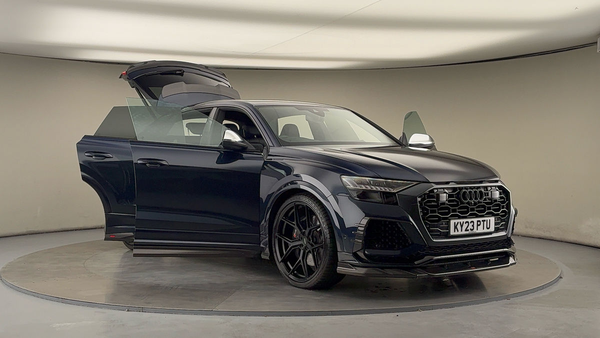 More views of Audi RSQ8