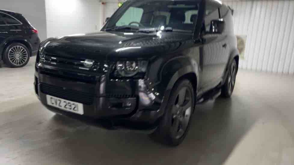 More views of Land Rover Defender 90