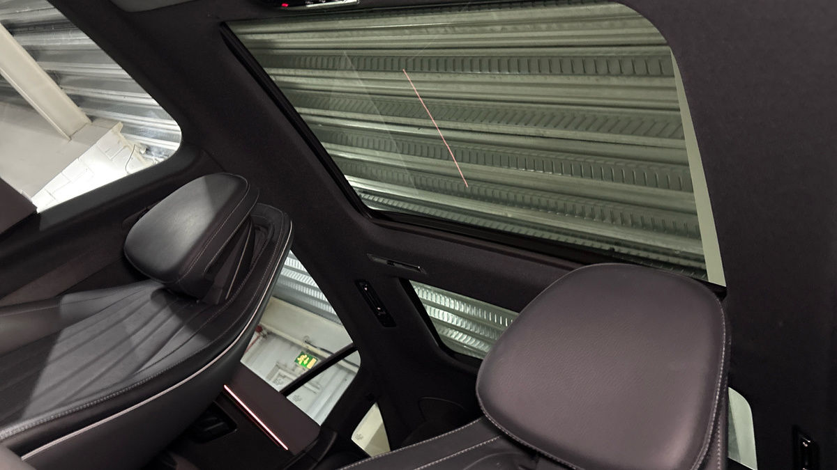 Mercedes-Benz EQS Image 6