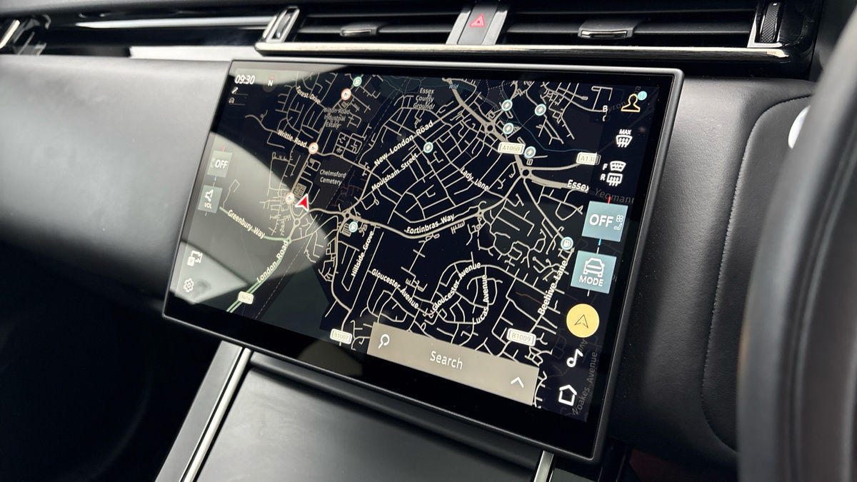 Land Rover Range Rover Velar Image 17