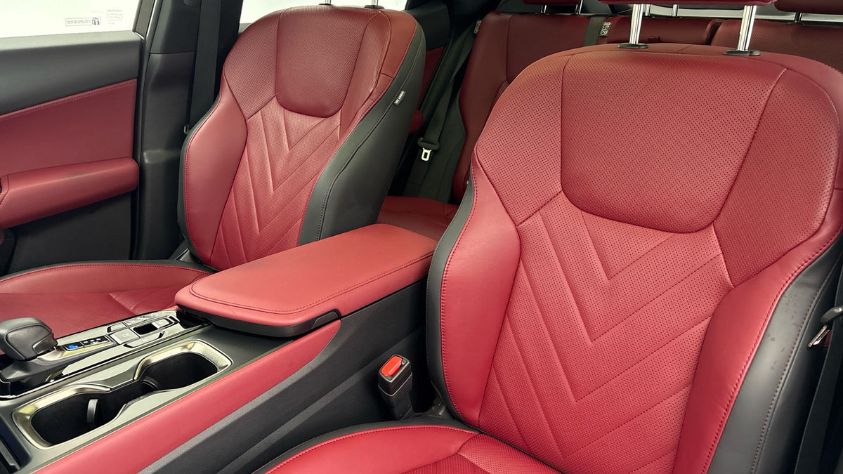 Lexus NX Image 7