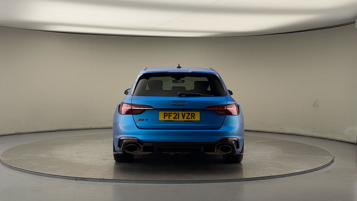 Audi RS4 Avant Image 4