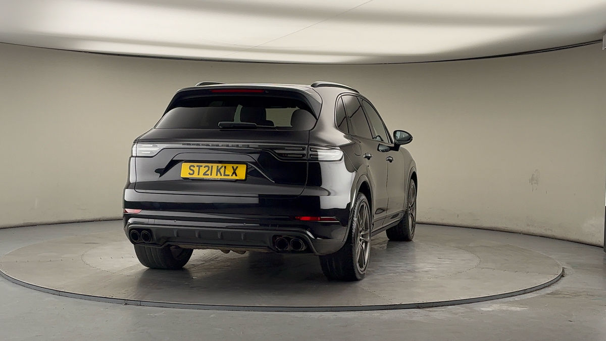 More views of Porsche Cayenne