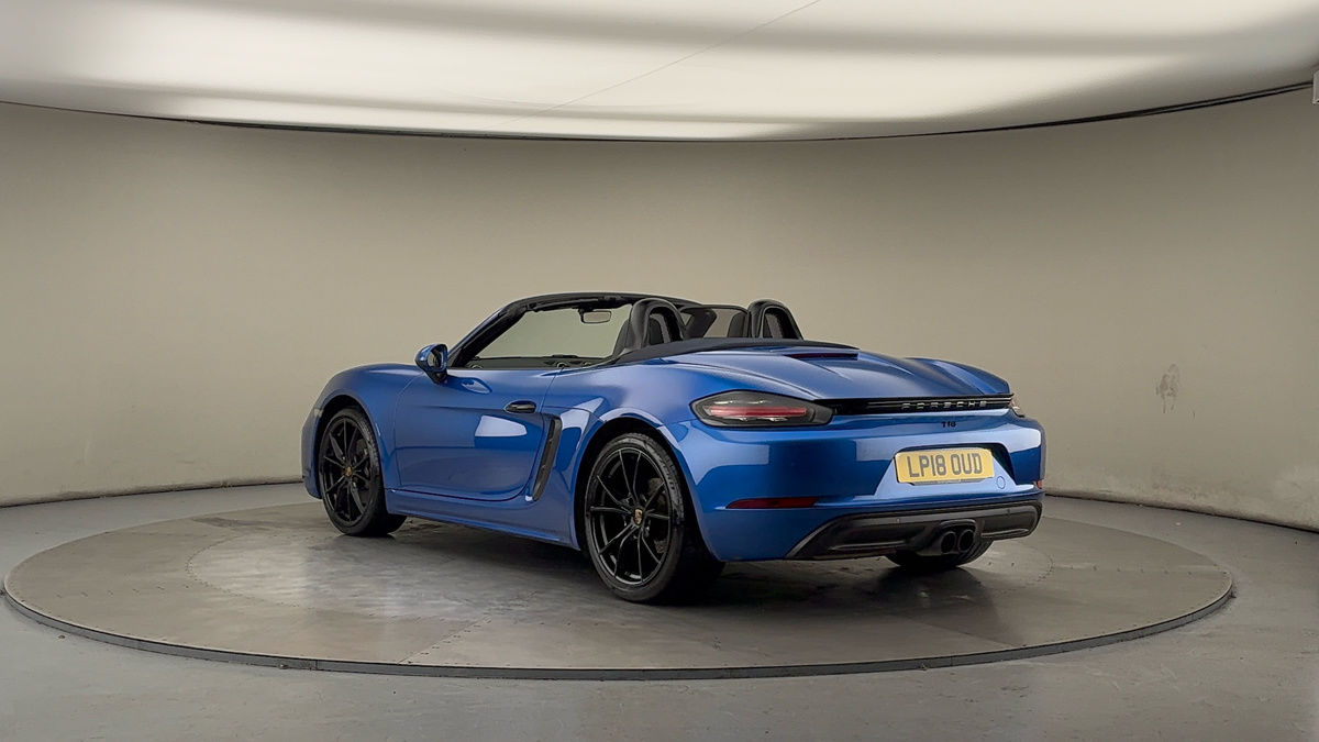 Porsche 718 Boxster Image 2