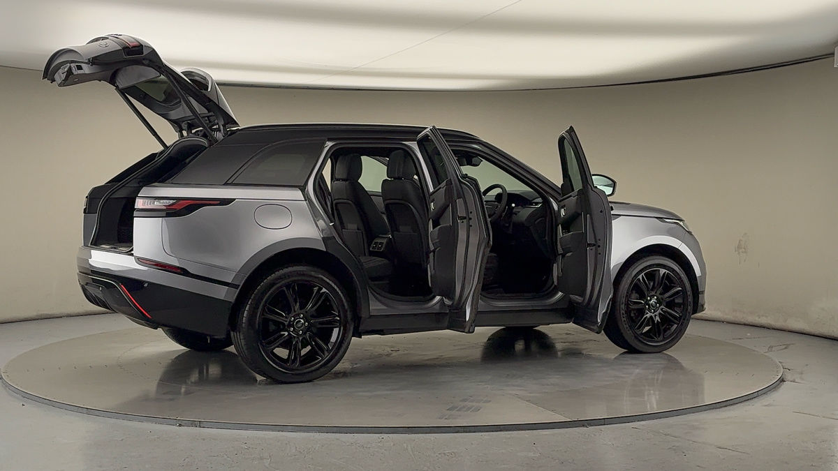More views of Land Rover Range Rover Velar