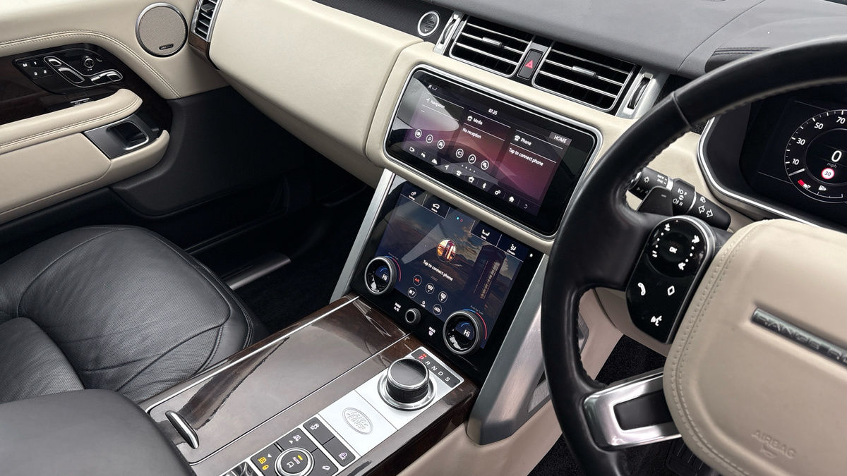 Land Rover Range Rover Image 18