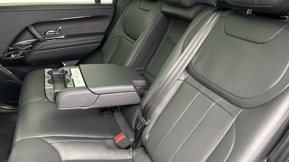 Land Rover Range Rover Sport Urban Image 9