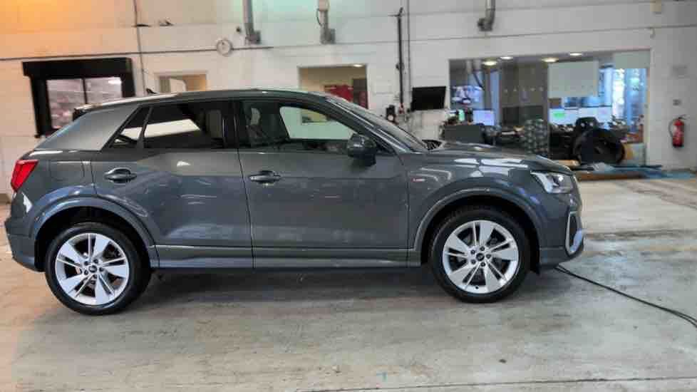 More views of Audi Q2