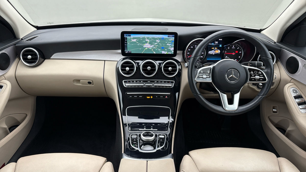 Mercedes-Benz C Class Image 12