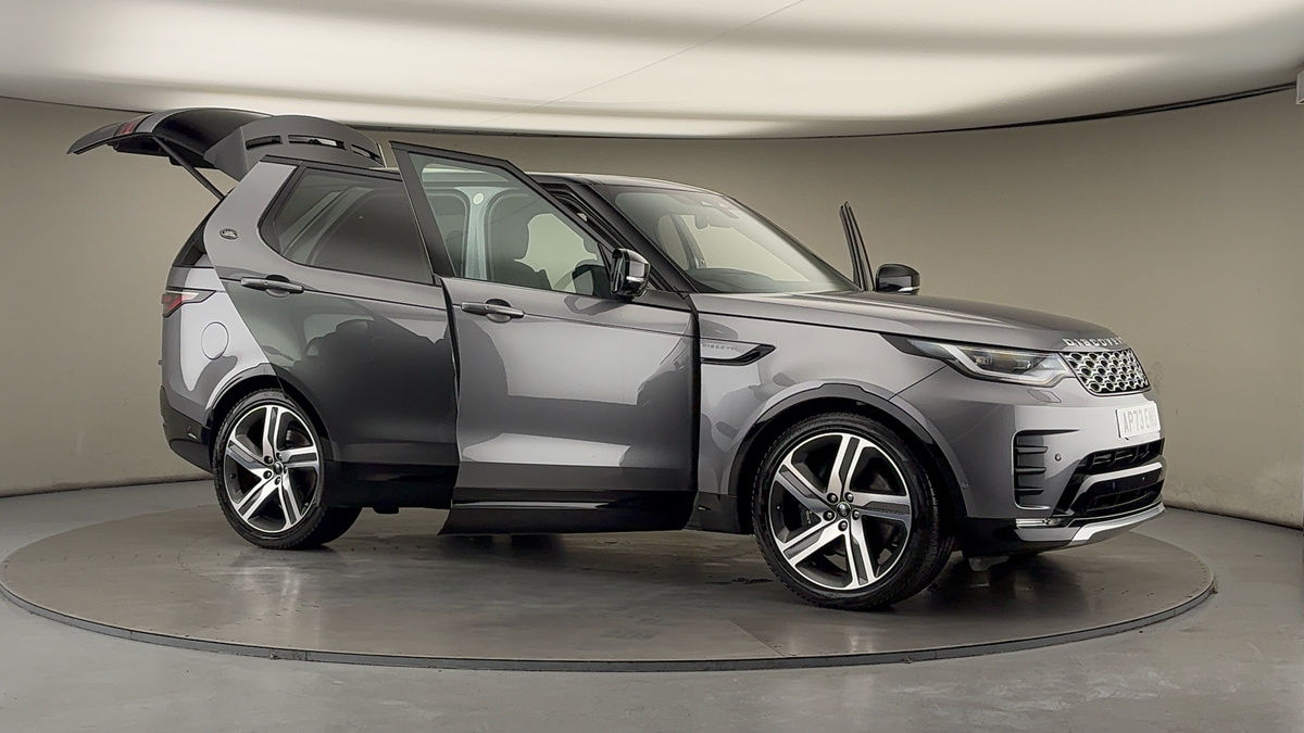 More views of Land Rover Discovery