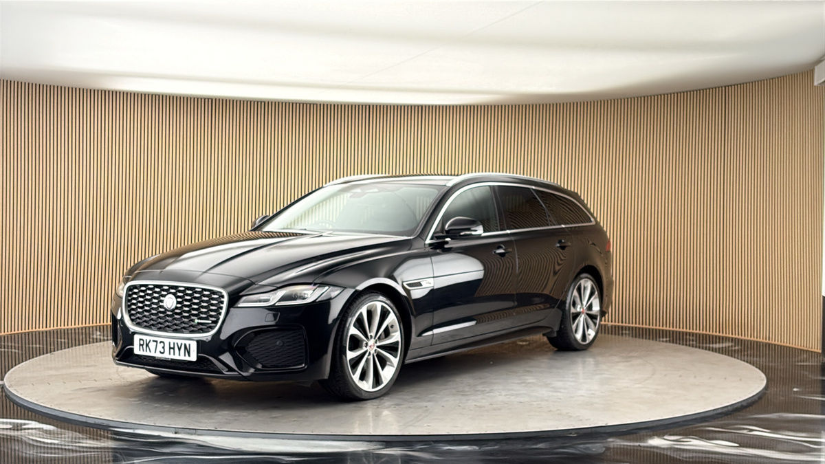 More views of Jaguar XF