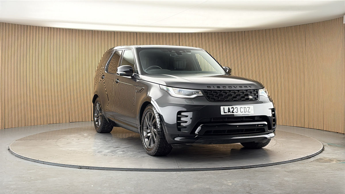 More views of Land Rover Discovery
