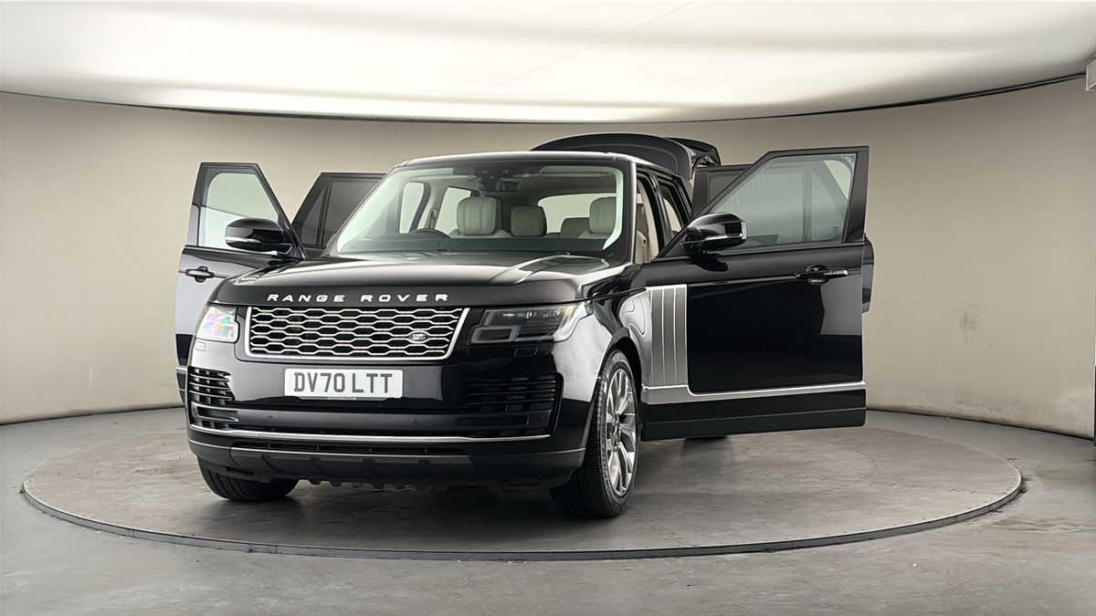 More views of Land Rover Range Rover