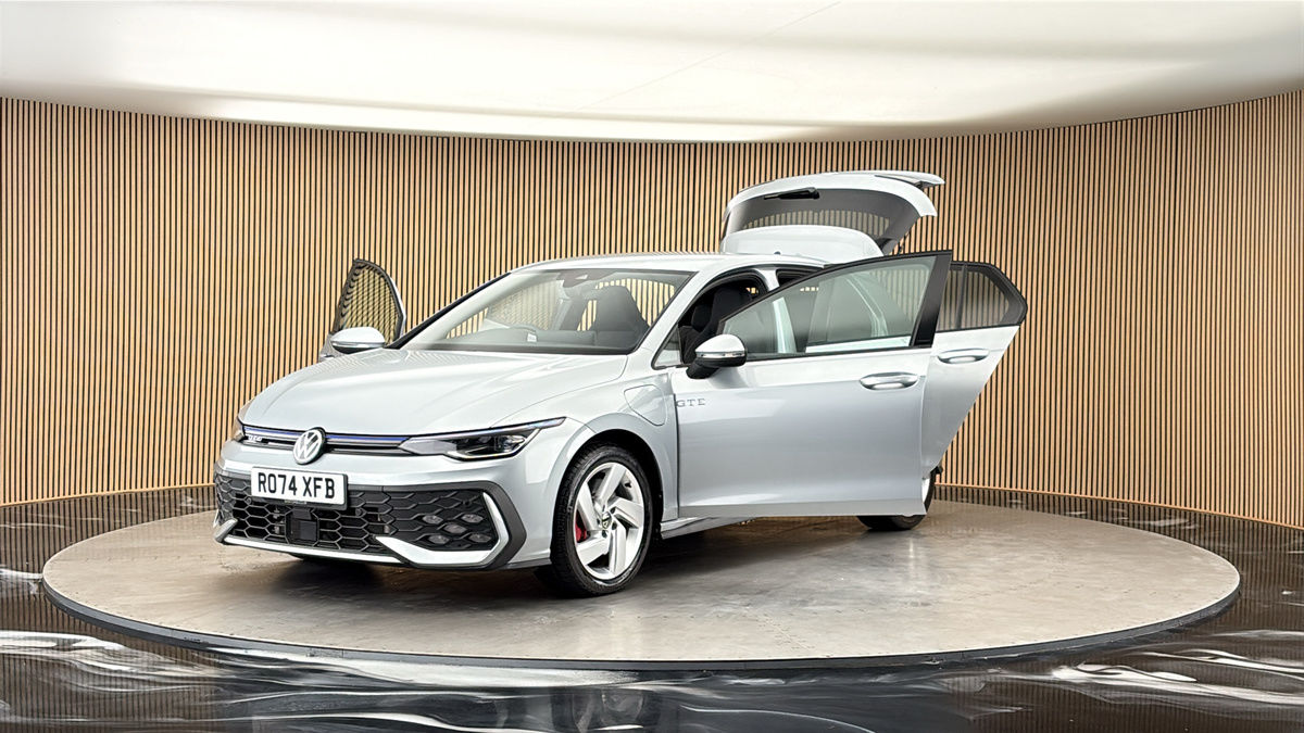 More views of Volkswagen Golf