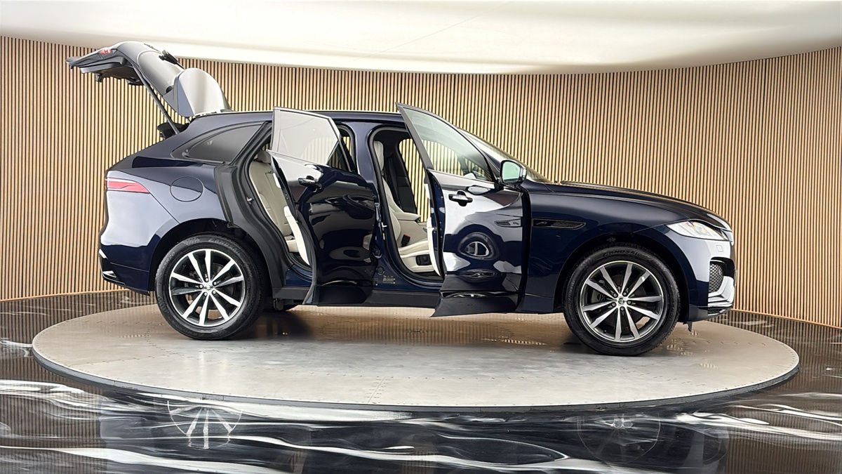 More views of Jaguar F-PACE