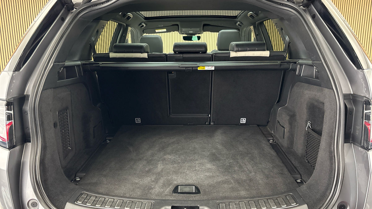 Land Rover Discovery Sport Image 11