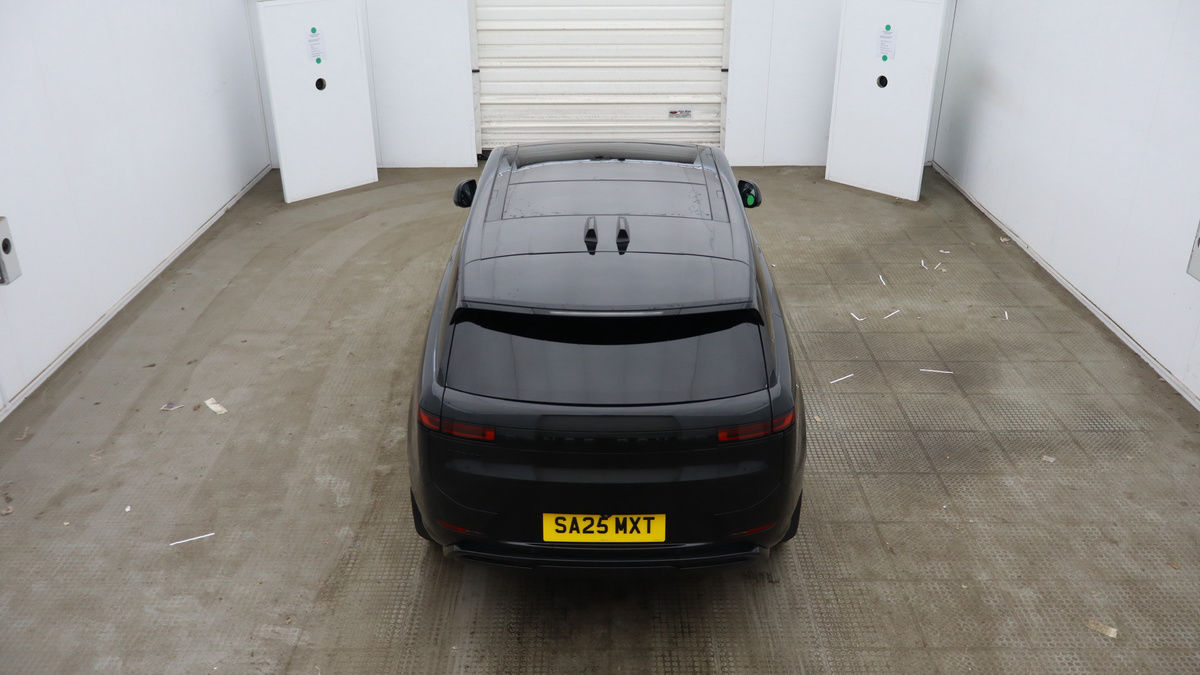 Land Rover Range Rover Sport Image 8