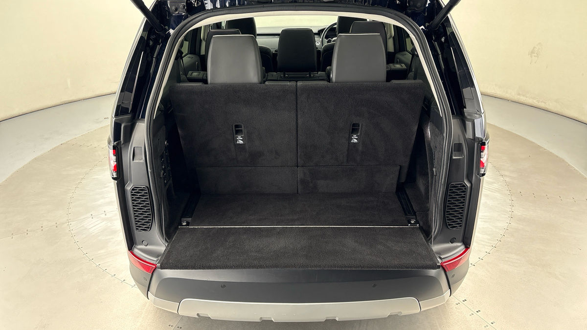 Land Rover Discovery Image 11