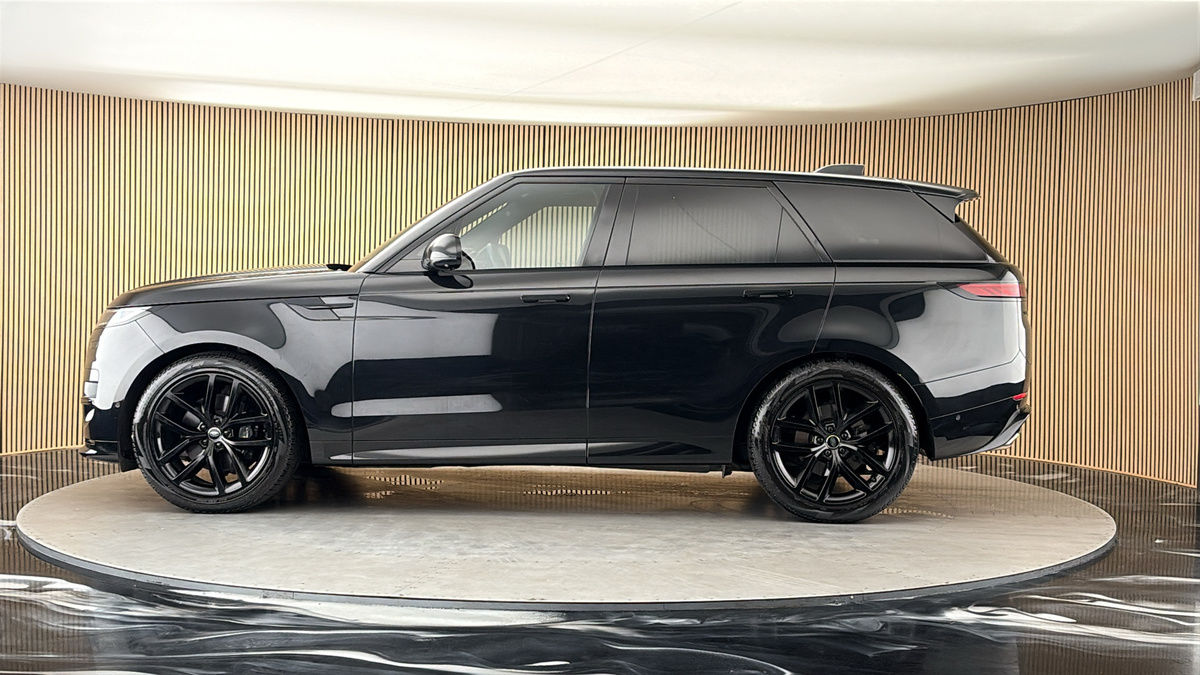 Land Rover Range Rover Sport Image 15