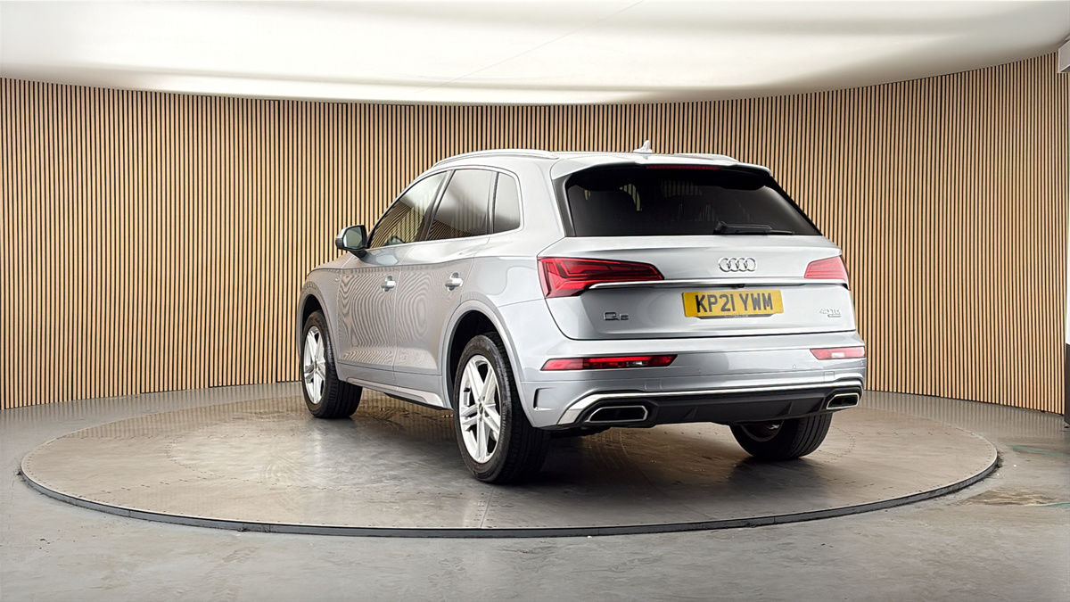 More views of Audi Q5