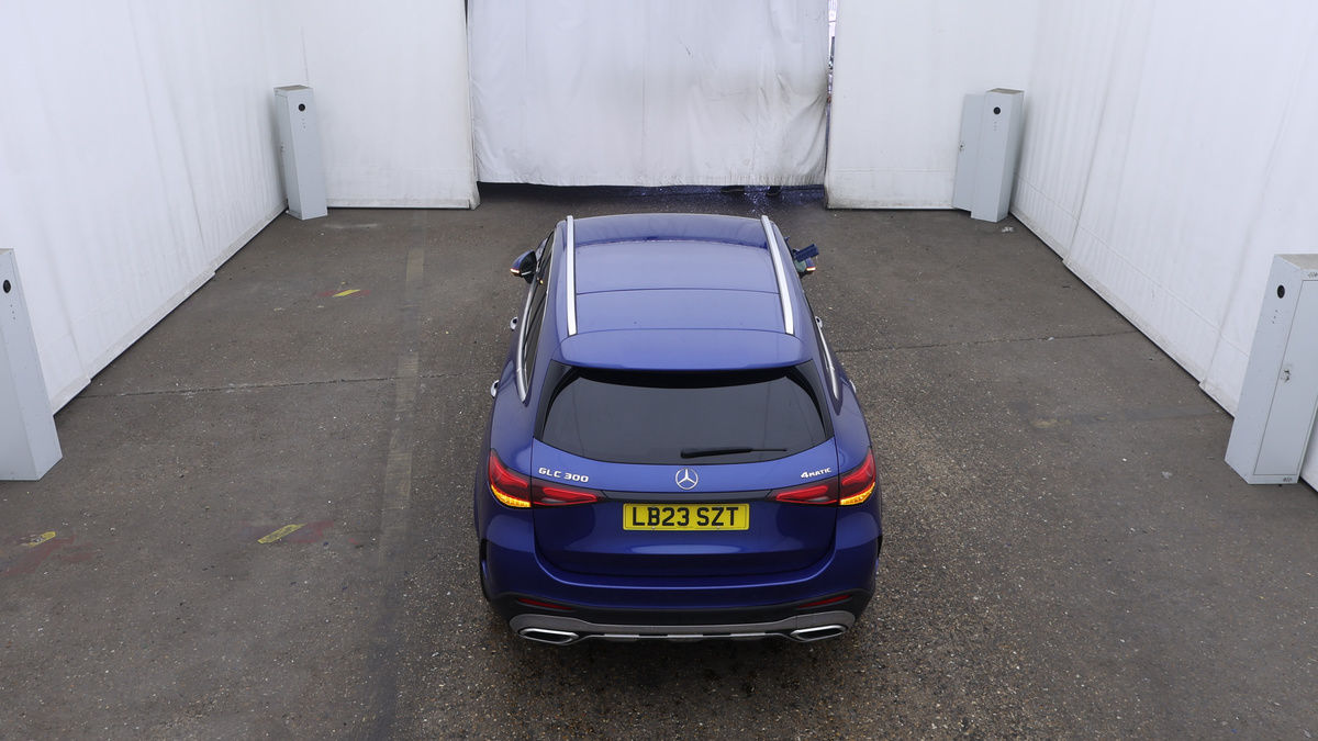 Mercedes-Benz GLC Image 8