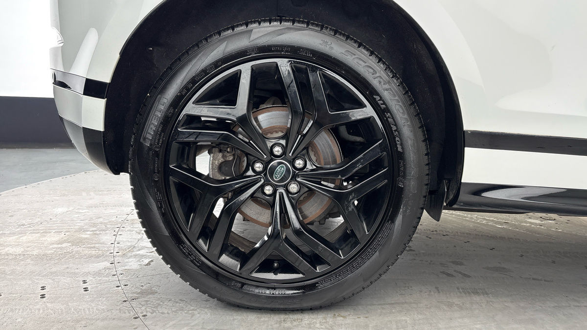 Land Rover Range Rover Evoque Image 10