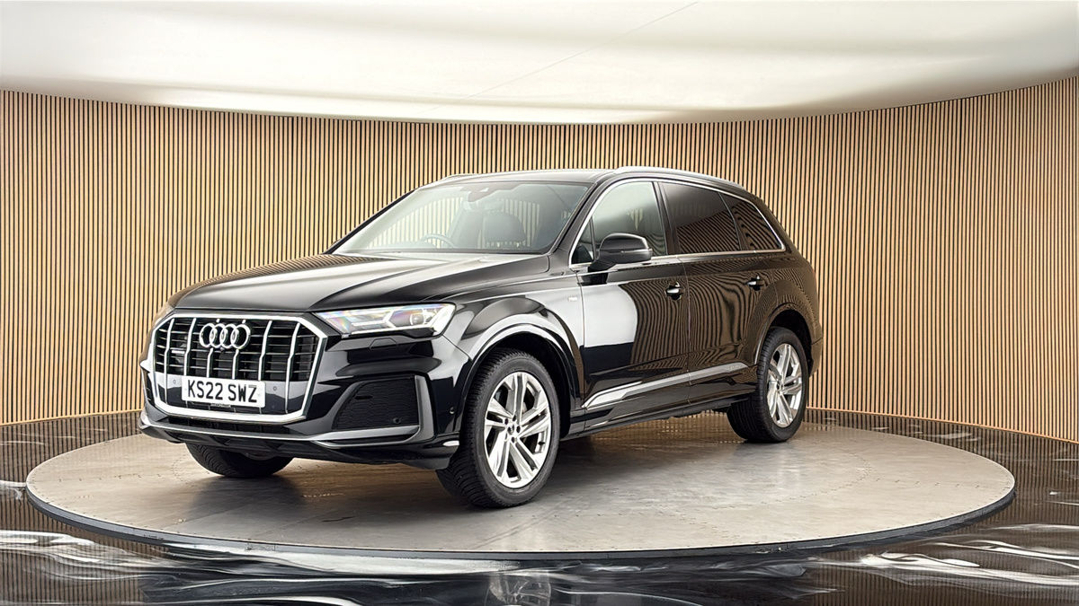 More views of Audi Q7