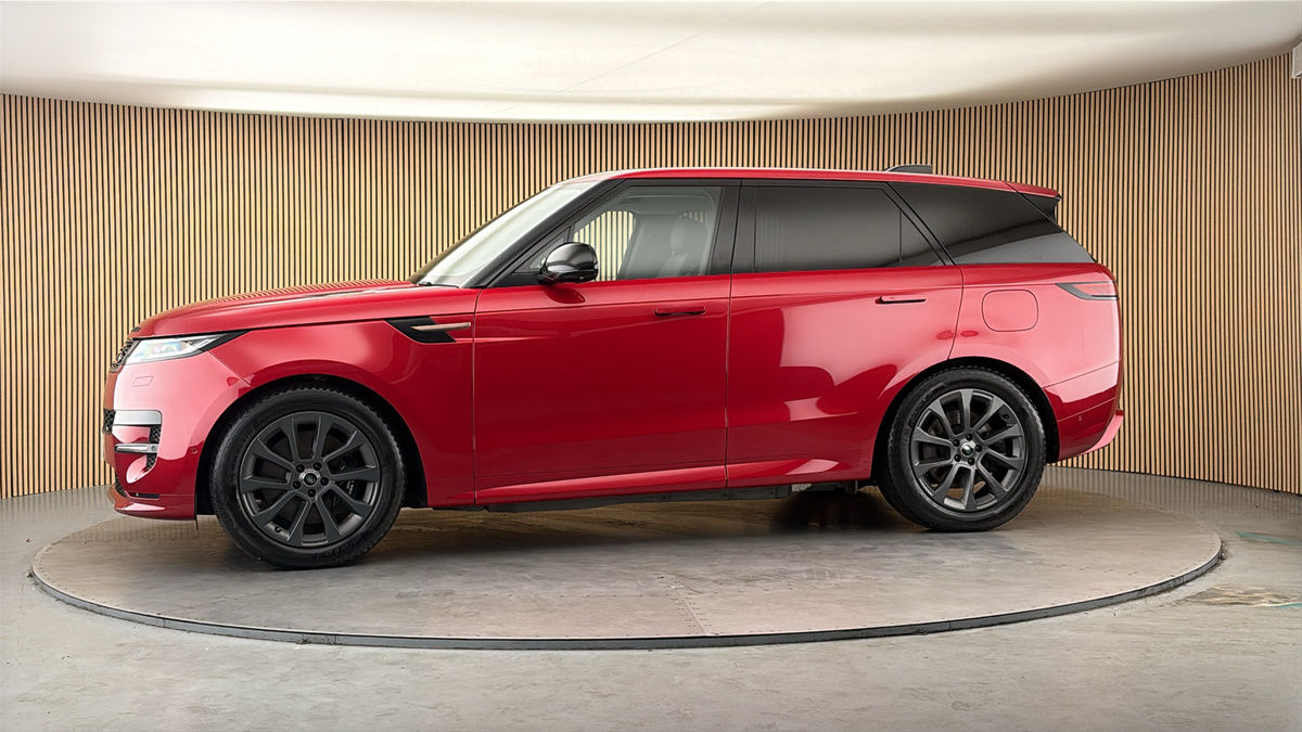 More views of Land Rover Range Rover Sport