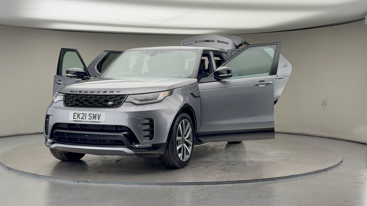 More views of Land Rover Discovery