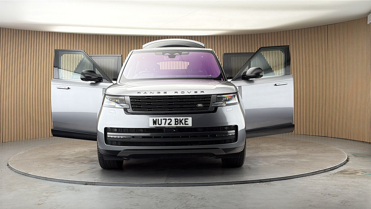 More views of Land Rover Range Rover