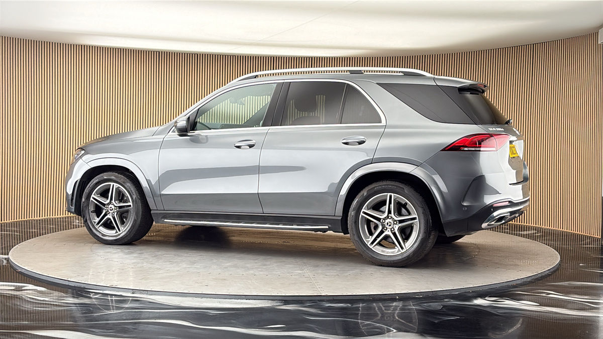 More views of Mercedes-Benz GLE