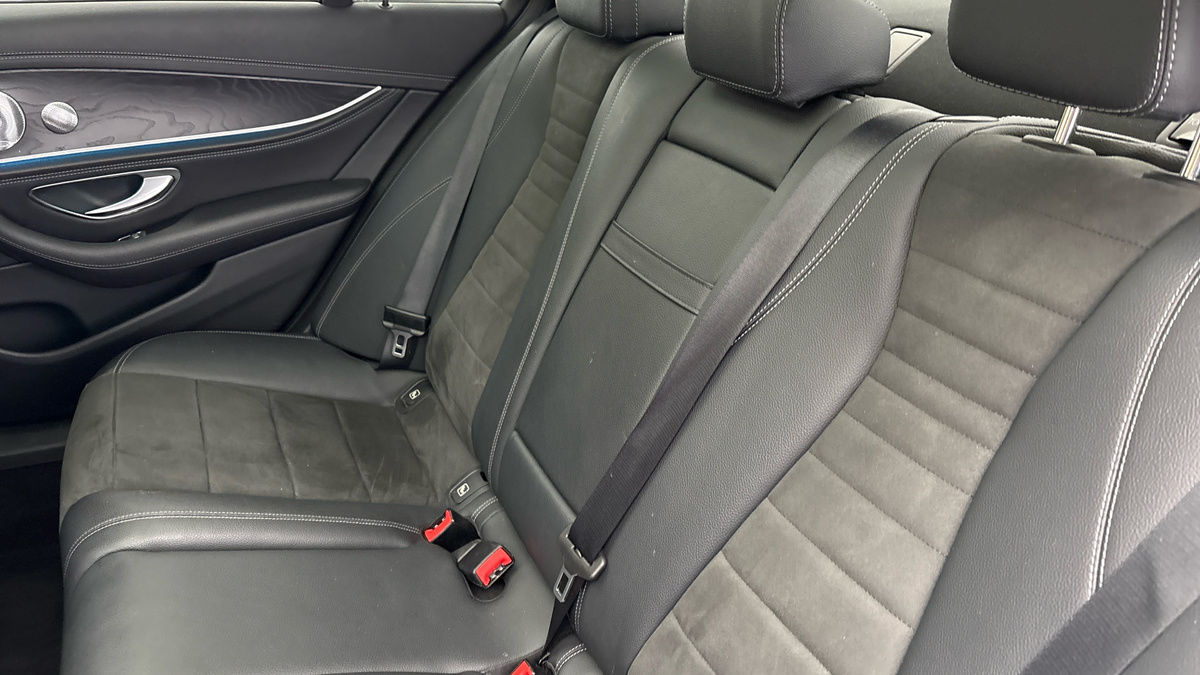 Mercedes-Benz E Class Image 8