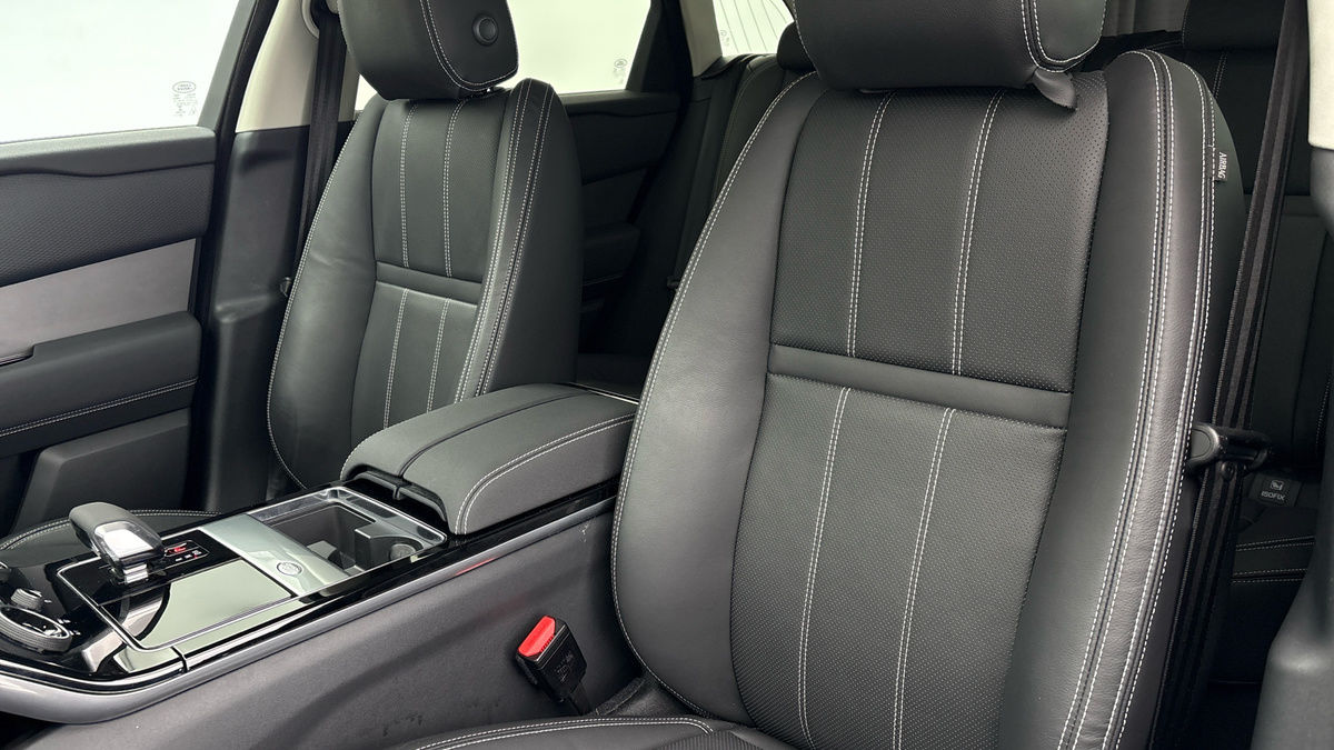Land Rover Range Rover Velar Image 7