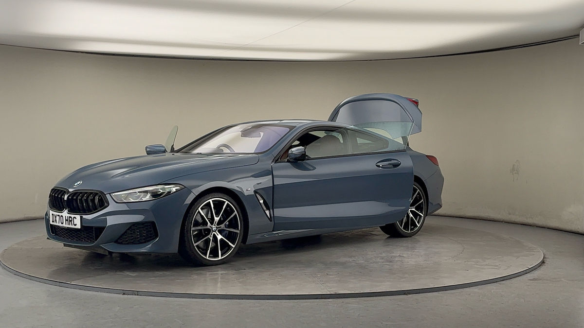 BMW 8 Series Image 22
