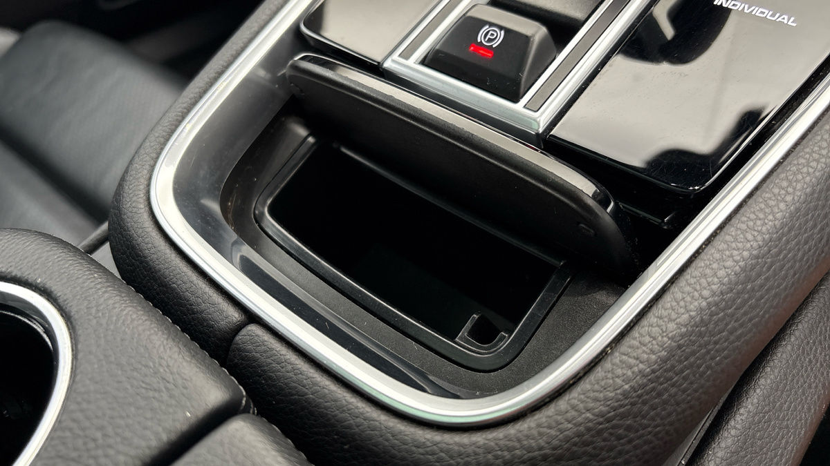 Porsche Panamera Image 31