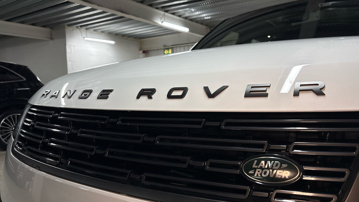 Land Rover Range Rover Sport Image 20