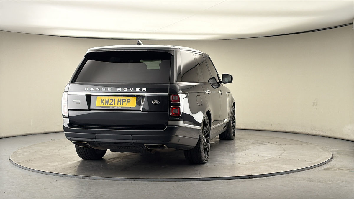 More views of Land Rover Range Rover