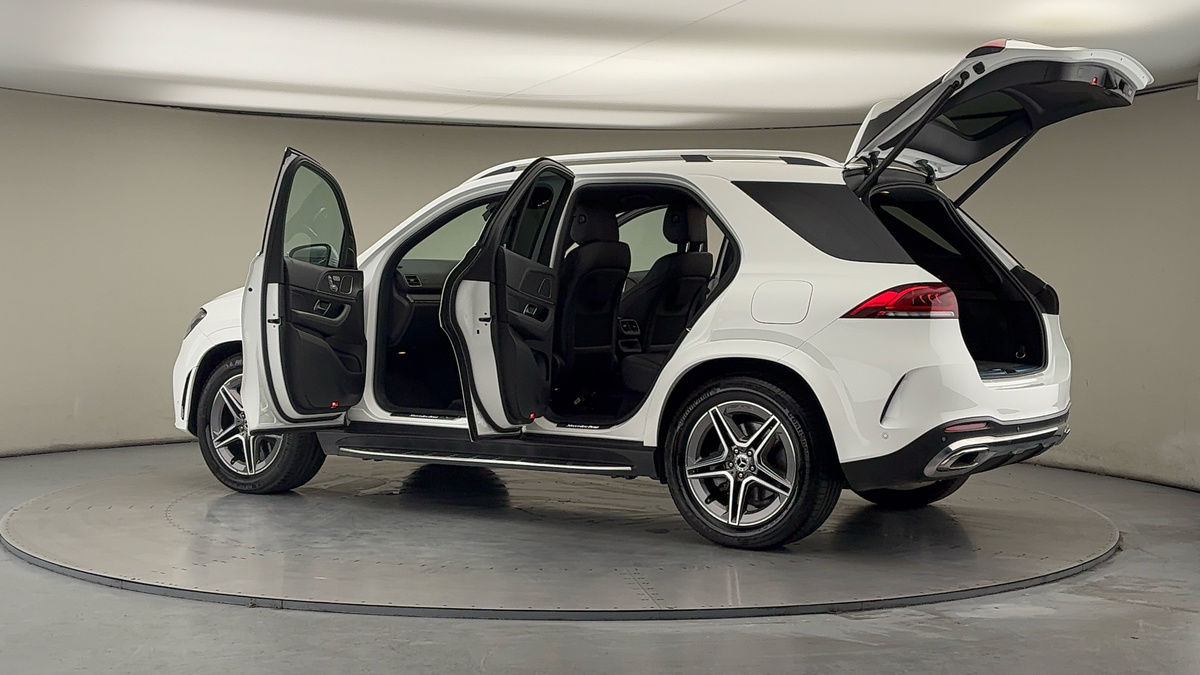 More views of Mercedes-Benz GLE