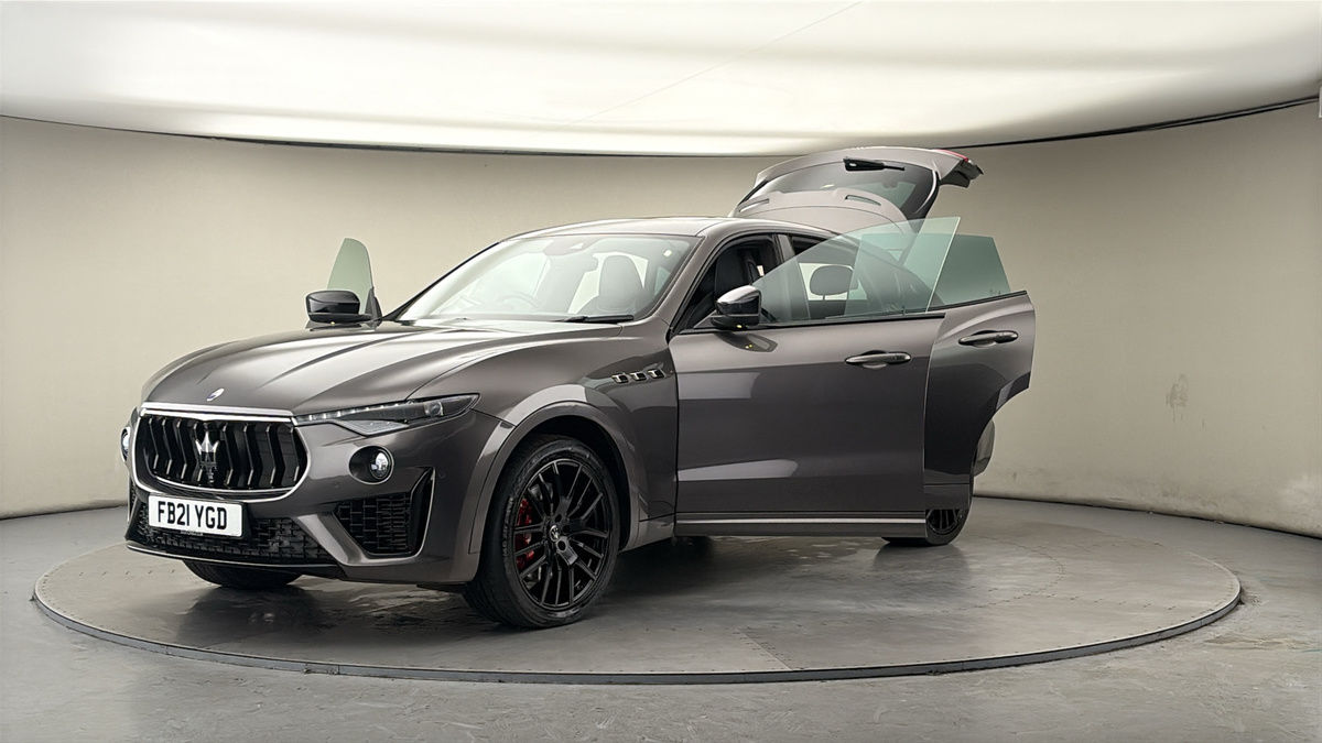 More views of Maserati Levante