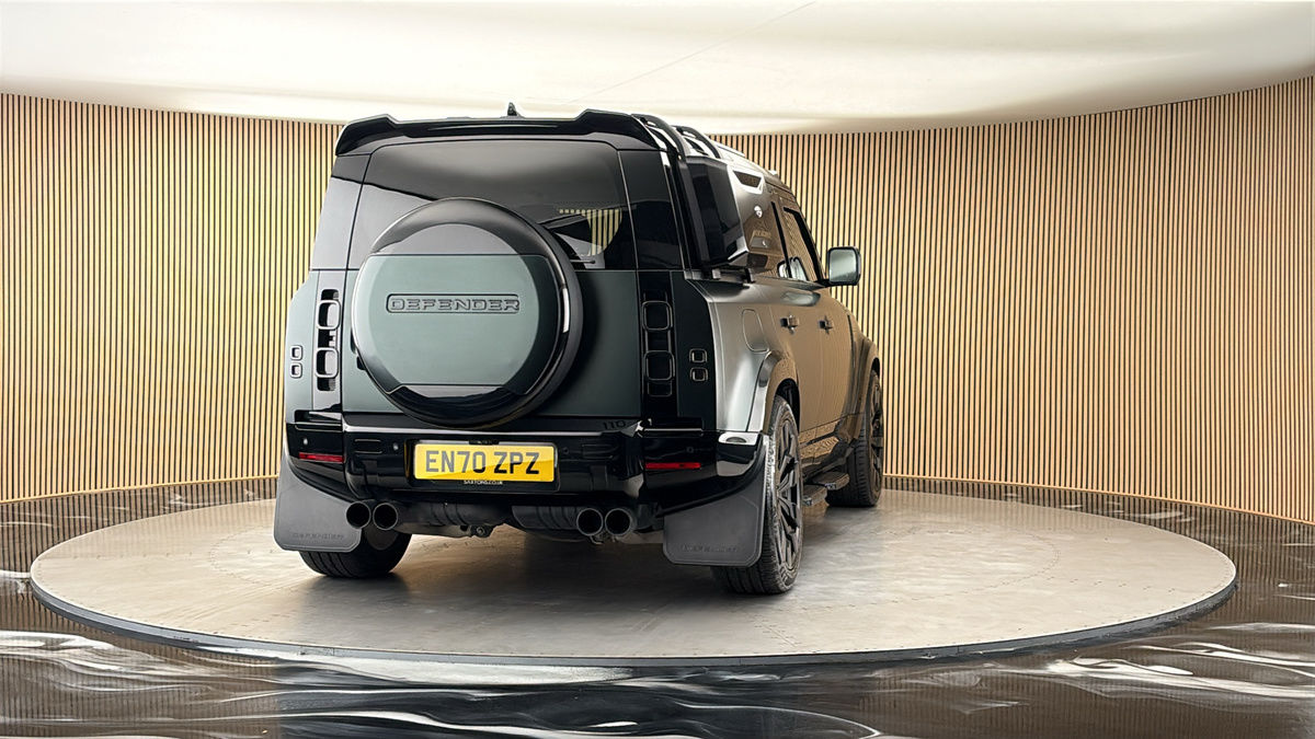 More views of Land Rover Defender 110